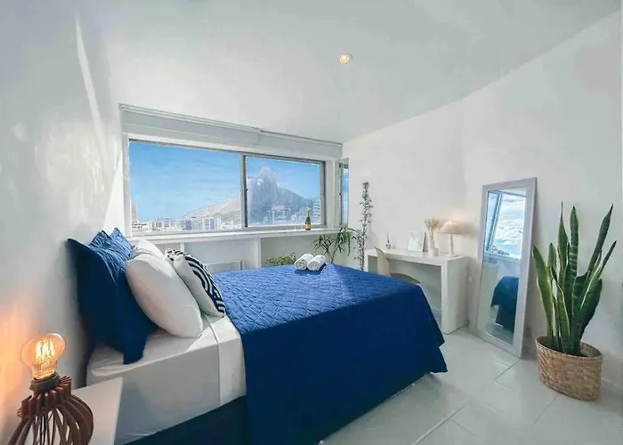 Apartment With Sea View, Sunset, Pool & Gym In Leblon - Rio De Janeiro