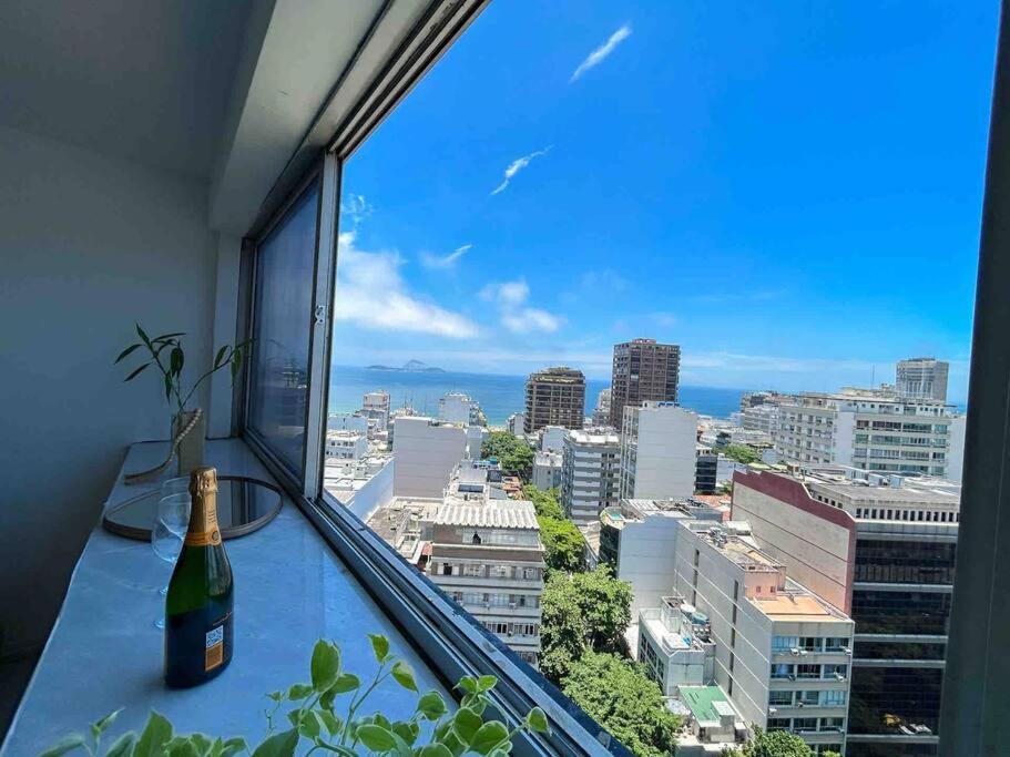 Apartamento With Sea View, Sunset, Pool & Gym In Leblon - *